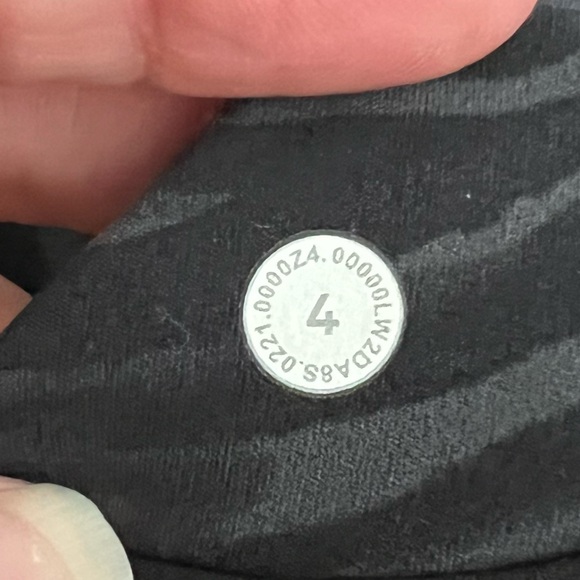 Lululemon Align Reversible Bra NWOT - Picture 6 of 6